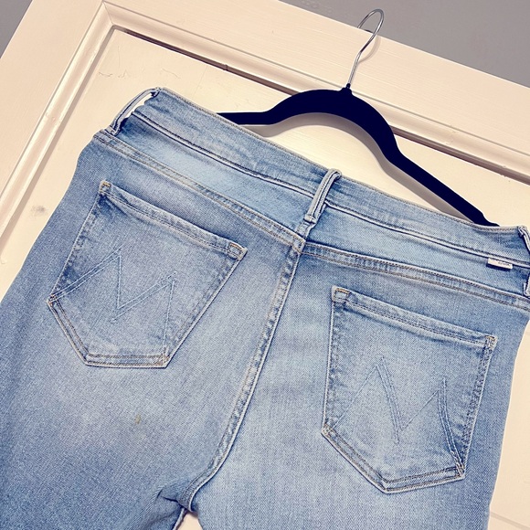 MOTHER
The Insider Crop Step Fray Jeans 29 - Picture 7 of 9